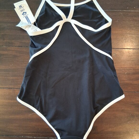 Arena Icons Solid Super Free Back One Piece - Picture 3 of 6